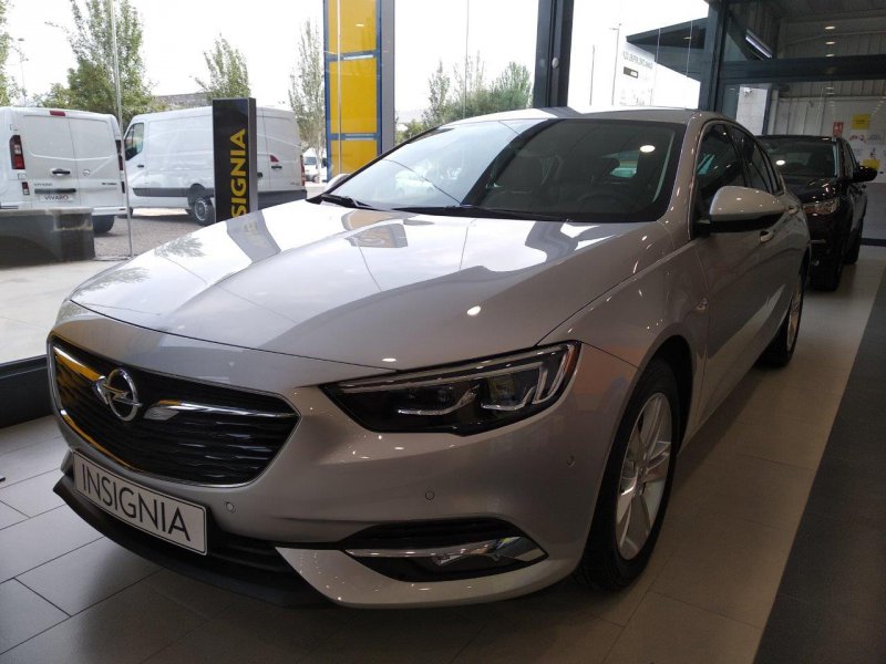 Opel Insignia 1.6 CDTi 100kW S&S TURBO D Excellence Opel Insignia 1.6 CDTi 100kW S&S TURBO D Excellence