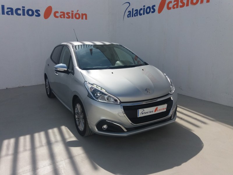 Peugeot 208 5P STYLE 1.6 BlueHDi 73KW (100CV) Style Peugeot 208 5P STYLE 1.6 BlueHDi 73KW (100CV) Style