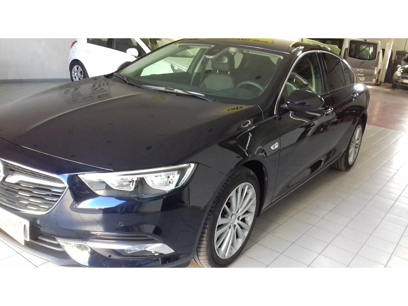 Opel Insignia GS MY18 1.6CDTi 100kW Turbo D Excellence Opel Insignia GS MY18 1.6CDTi 100kW Turbo D Excellence