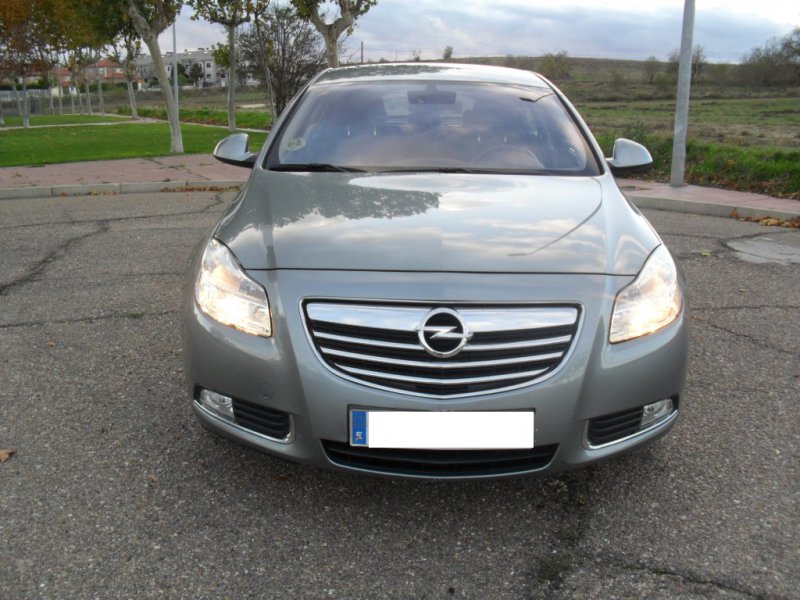 Opel Insignia 2.0 CDTI 160 CV Selective Business Opel Insignia 2.0 CDTI 160 CV Selective Business