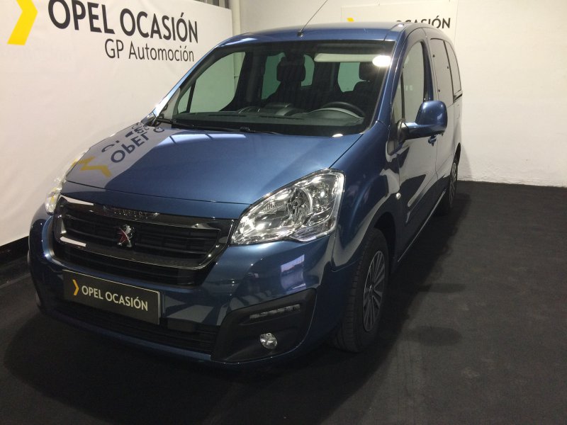 Peugeot Partner TEPEE 1.6 BlueHDi 100 Active Peugeot Partner TEPEE 1.6 BlueHDi 100 Active