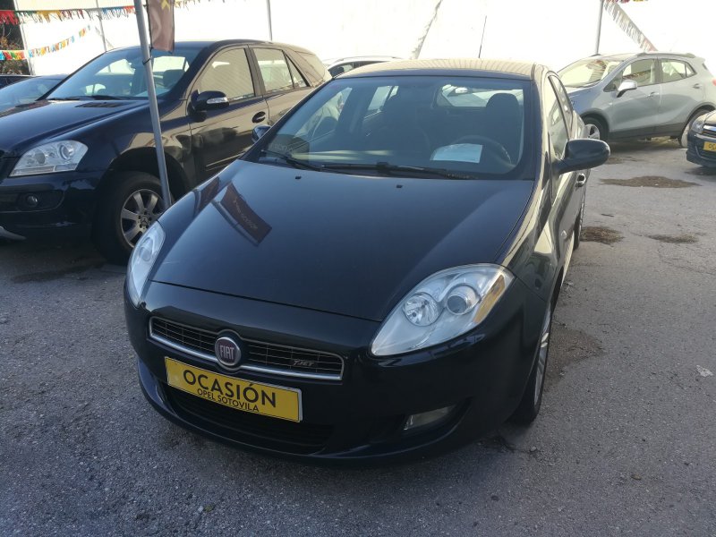 Fiat Bravo 1.4 16v T-Jet 120 CV Dynamic Fiat Bravo 1.4 16v T-Jet 120 CV Dynamic