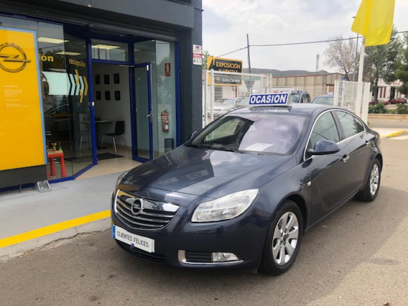 Opel Insignia DIESEL 130 CV A20DTH COSMO Opel Insignia DIESEL 130 CV A20DTH COSMO