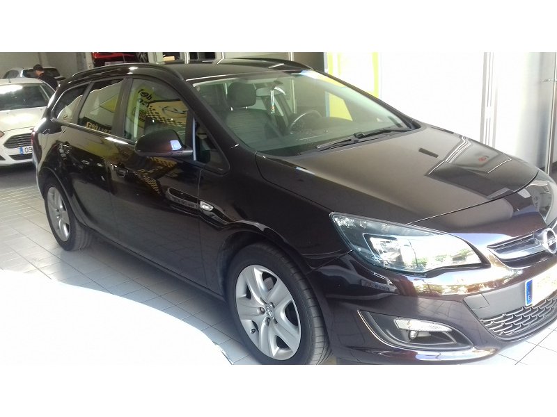 Opel Astra 1.6 CDTi S/S 110 CV ST Selective Opel Astra 1.6 CDTi S/S 110 CV ST Selective