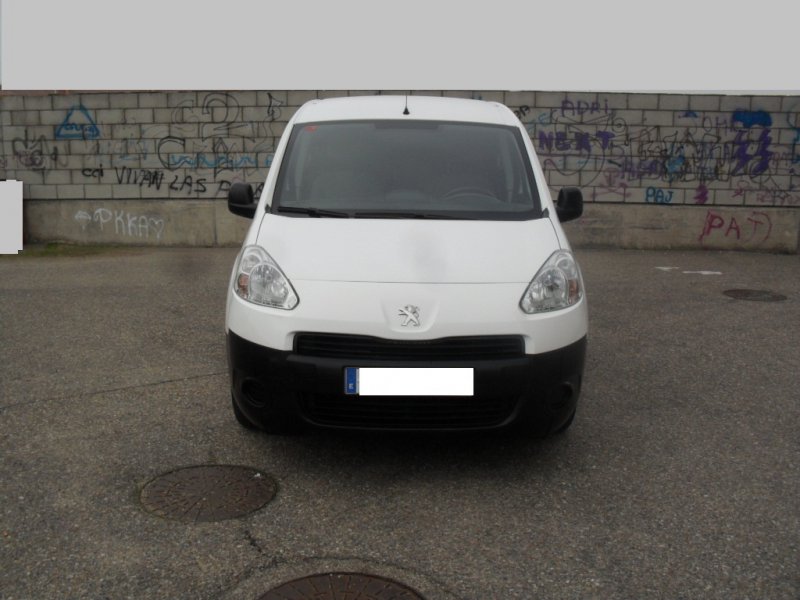 Peugeot Partner Furgón L1 HDi 75cv Confort Peugeot Partner Furgón L1 HDi 75cv Confort