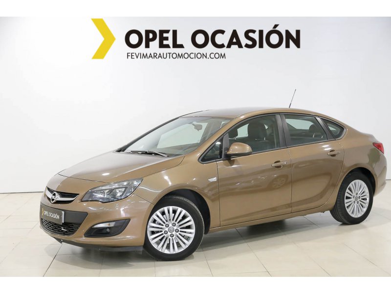 Opel Astra 1.6 CDTi S/S 110 CV Selective Opel Astra 1.6 CDTi S/S 110 CV Selective