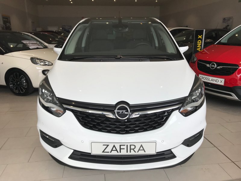 Opel Zafira 1.4 T 140 CV llanta 18+ Excellence Opel Zafira 1.4 T 140 CV llanta 18+ Excellence