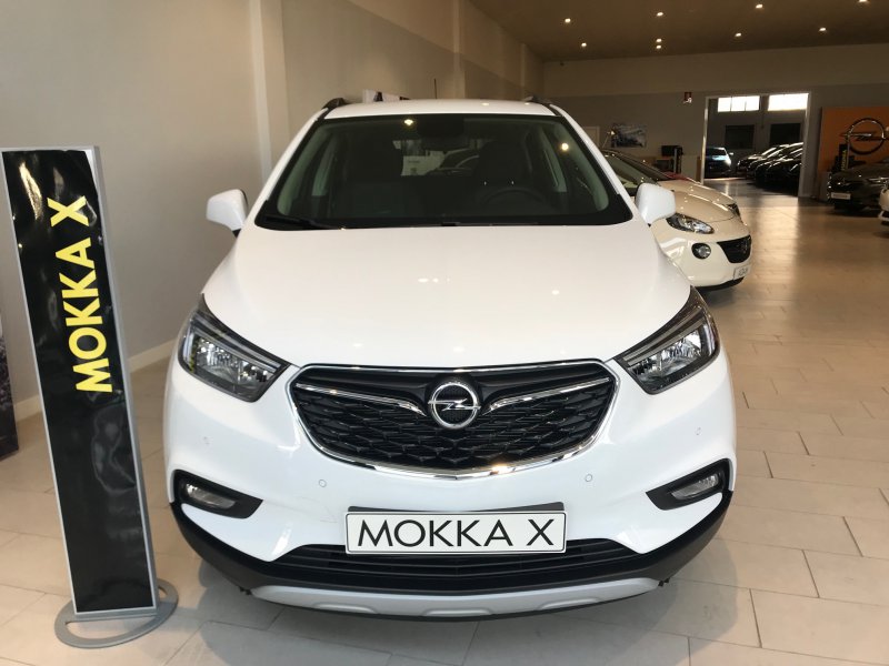 Opel Mokka X 1.6 CDTi 100kW (136CV) 4X2 S&S Selective Opel Mokka X 1.6 CDTi 100kW (136CV) 4X2 S&S Selective