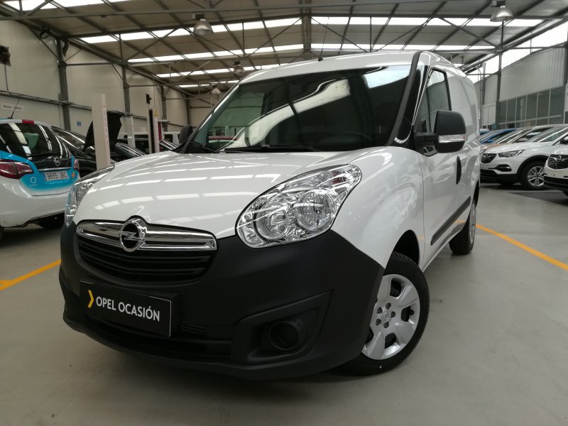 Opel Combo 1.6 CDTI 105CV L1 H1 EU6 Cargo Opel Combo 1.6 CDTI 105CV L1 H1 EU6 Cargo
