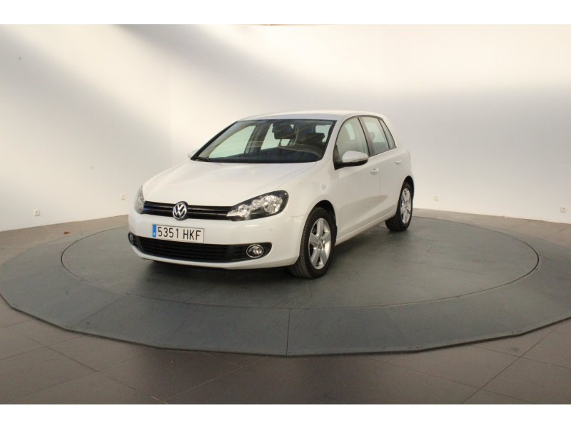 Volkswagen Golf 1.6 TDI 105 Tech Advance BlueMotion Volkswagen Golf 1.6 TDI 105 Tech Advance BlueMotion