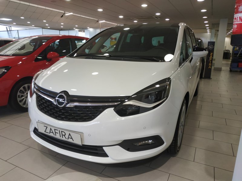 Opel Zafira 1.6 T S/S 100Kw (136CV) Innovation Opel Zafira 1.6 T S/S 100Kw (136CV) Innovation