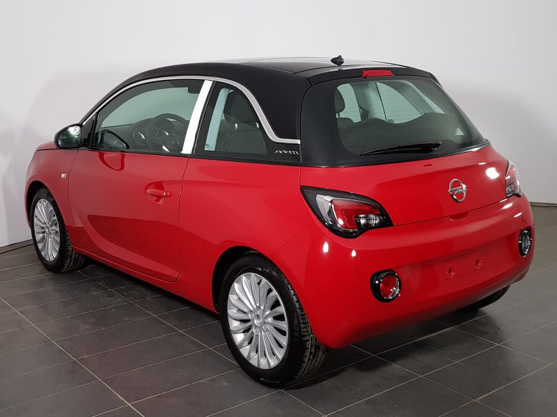 Opel Adam 1 4 Xel Glam Gasolina Rojo Con 4kms En Palma Baleares
