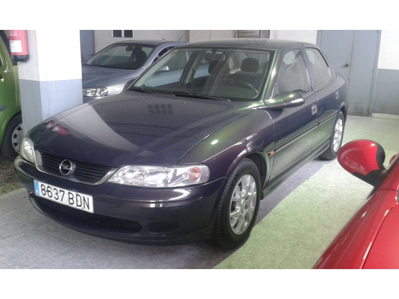 Opel Vectra 2.0 DTI 16v Comfort Opel Vectra 2.0 DTI 16v Comfort