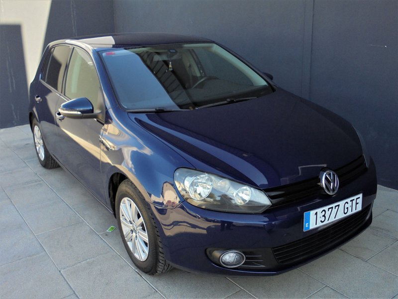 Volkswagen Golf VI 1.6 TDI 105cv DPF Advance Volkswagen Golf VI 1.6 TDI 105cv DPF Advance