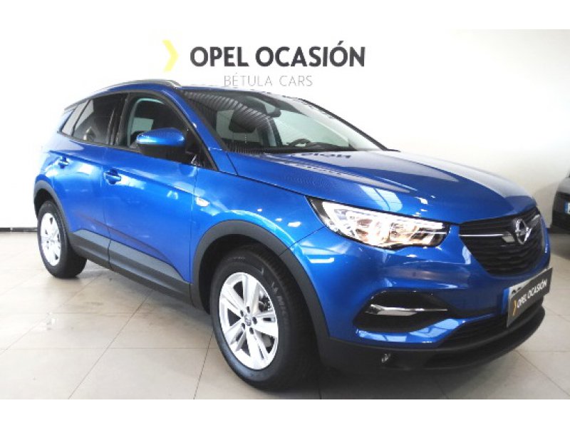 Opel Grandland X 1.2 Turbo Selective Opel Grandland X 1.2 Turbo Selective