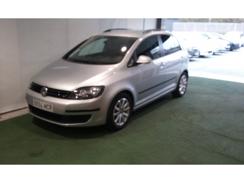 Volkswagen Golf Plus 1.6 TDI 105cv DPF DSG Advance Volkswagen Golf Plus 1.6 TDI 105cv DPF DSG Advance