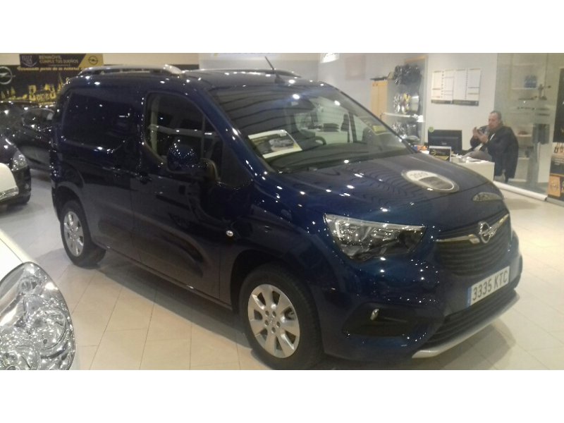 Opel Combo 1.6 TD S/S 74kW(100CV) L H1 1000k Active Opel Combo 1.6 TD S/S 74kW(100CV) L H1 1000k Active