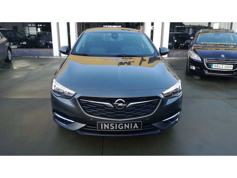 Opel Insignia 1.6 CDTi 100kW S&S TURBO D Selective Opel Insignia 1.6 CDTi 100kW S&S TURBO D Selective