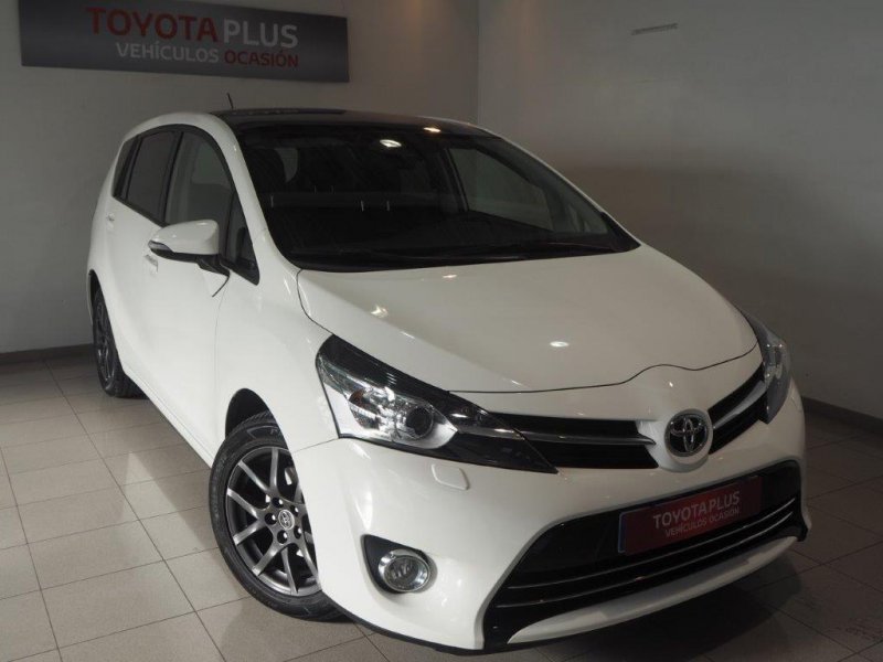 Toyota Verso 1.6D 115D + Pack Style 7pl. Advance Toyota Verso 1.6D 115D + Pack Style 7pl. Advance