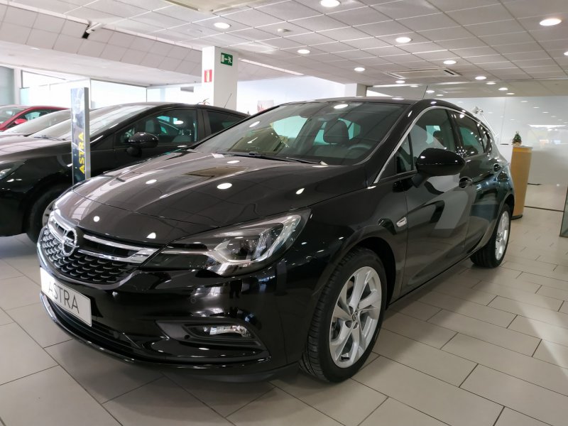 Opel Astra 1.6 CDTi S/S 100kW (136CV) Dynamic Opel Astra 1.6 CDTi S/S 100kW (136CV) Dynamic