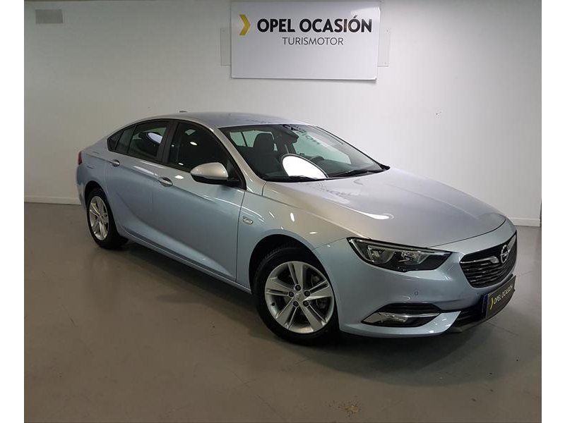 Opel Insignia 1.6CDTI S&S ecoF 100kW (136CV) Selective Opel Insignia 1.6CDTI S&S ecoF 100kW (136CV) Selective