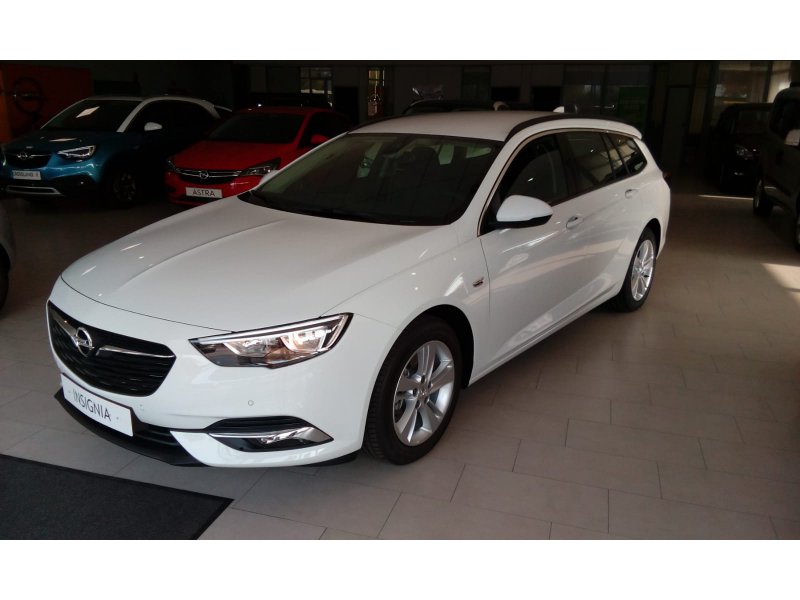 Opel Insignia ST 1.6 CDTi 100kW ecoTEC D Selective Opel Insignia ST 1.6 CDTi 100kW ecoTEC D Selective