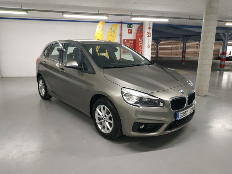 BMW Serie 2 Active Tourer 218d 2.0 150 CV - BMW Serie 2 Active Tourer 218d 2.0 150 CV -