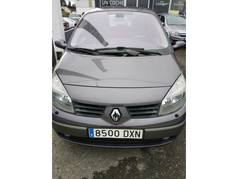 Renault Grand Scénic Luxe Privilege 2.0dCi EU4 LUXE PRIVILEGE Renault Grand Scénic Luxe Privilege 2.0dCi EU4 LUXE PRIVILEGE
