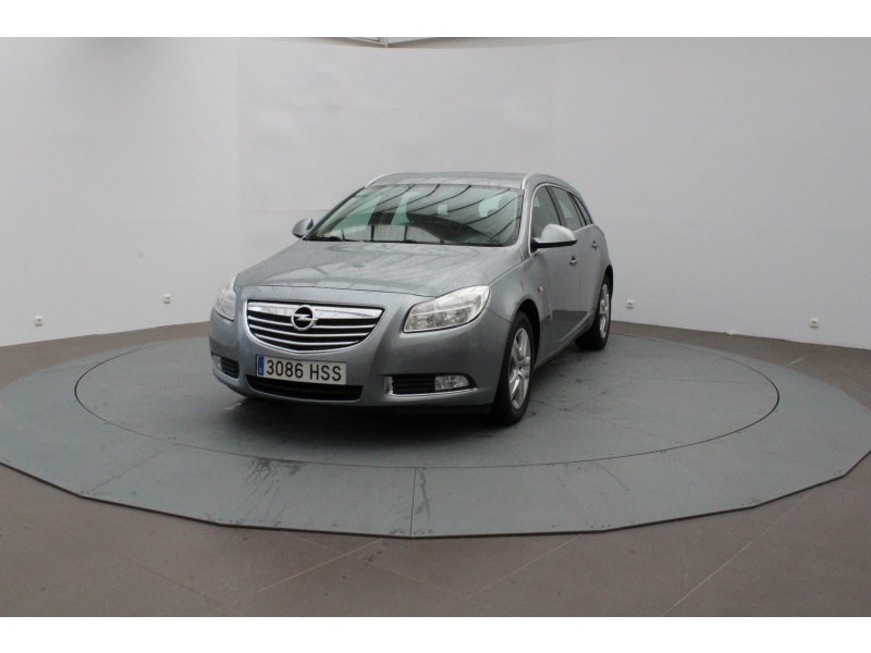 Opel Insignia Sports Tourer 2.0 CDTI S&S 130 Selective Opel Insignia Sports Tourer 2.0 CDTI S&S 130 Selective