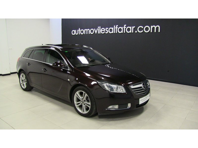 Opel Insignia Sports Tourer 2.0 CDTI 160 CV Sport Opel Insignia Sports Tourer 2.0 CDTI 160 CV Sport