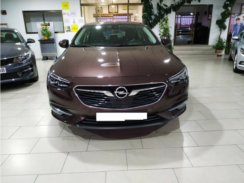 Opel Insignia 1.6 CDTi 100kW S&S TURBO D Business Opel Insignia 1.6 CDTi 100kW S&S TURBO D Business