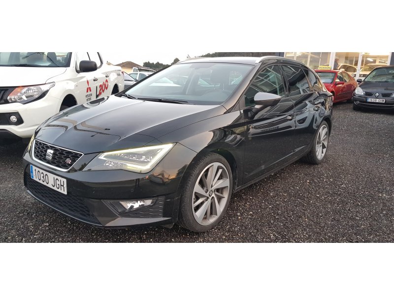 SEAT Nuevo León ST 2.0 TDI 184cv DSG-6 St&Sp FR SEAT Nuevo León ST 2.0 TDI 184cv DSG-6 St&Sp FR