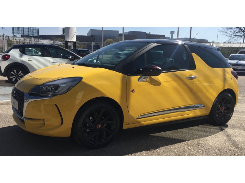 DS DS 3 BlueHDi 73kW 100CV S&S Performance Line DS DS 3 BlueHDi 73kW 100CV S&S Performance Line