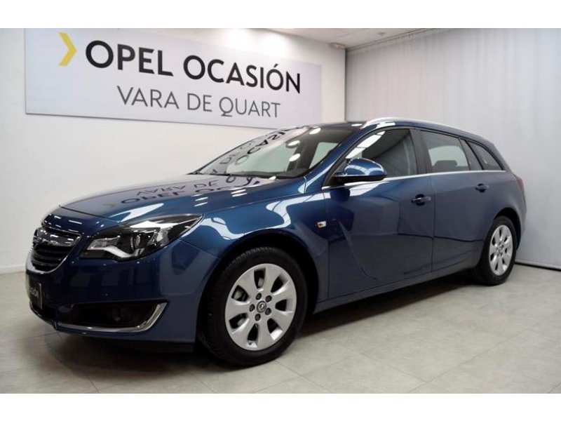 Opel Insignia Sports Tourer ST 1.6 CDTI Start & Stop 120 CV Selective Opel Insignia Sports Tourer ST 1.6 CDTI Start & Stop 120 CV Selective