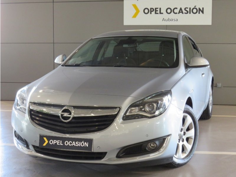Opel Insignia 1.6 CDTI Start & Stop 120 CV Selective Opel Insignia 1.6 CDTI Start & Stop 120 CV Selective