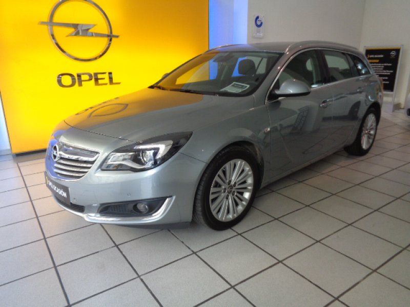 Opel Insignia Sports Tourer ST 2.0 CDTI ecoFLEX S&S 140 Excellence Opel Insignia Sports Tourer ST 2.0 CDTI ecoFLEX S&S 140 Excellence