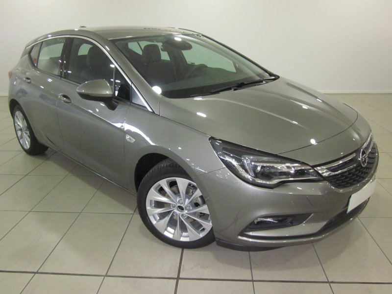 Opel Astra 1.6 CDTi S/S 136 CV Excellence Opel Astra 1.6 CDTi S/S 136 CV Excellence