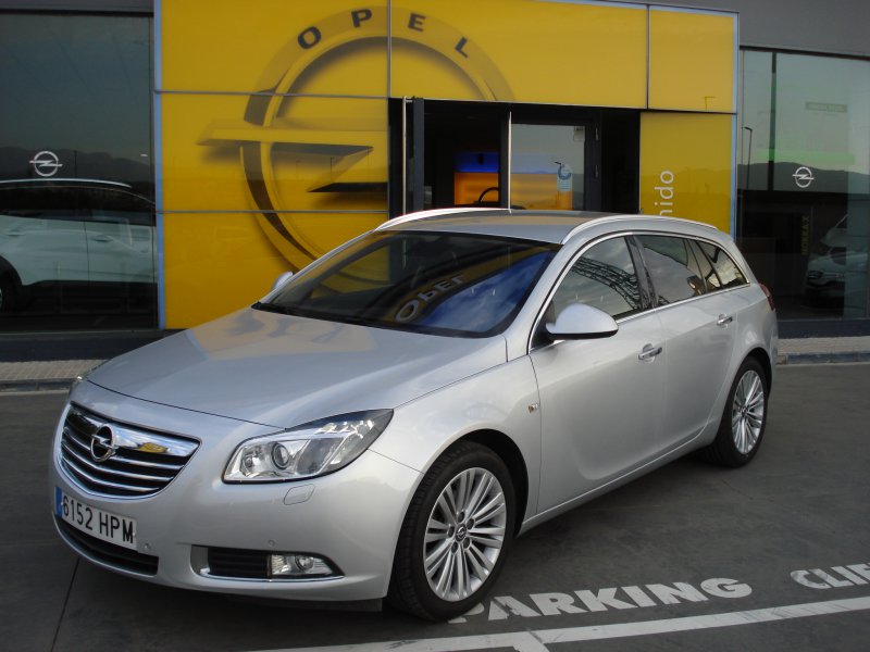 Opel Insignia Sports Tourer 2.0CDTI S&S 130 Excellence Opel Insignia Sports Tourer 2.0CDTI S&S 130 Excellence
