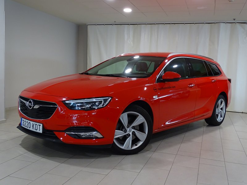 Opel Insignia ST 2.0 CDTI S&S 170 CV Excellence Opel Insignia ST 2.0 CDTI S&S 170 CV Excellence