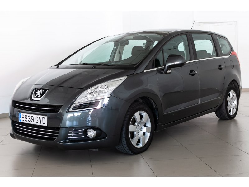 Peugeot 5008 1.6 HDI 110 FAP Confort Peugeot 5008 1.6 HDI 110 FAP Confort
