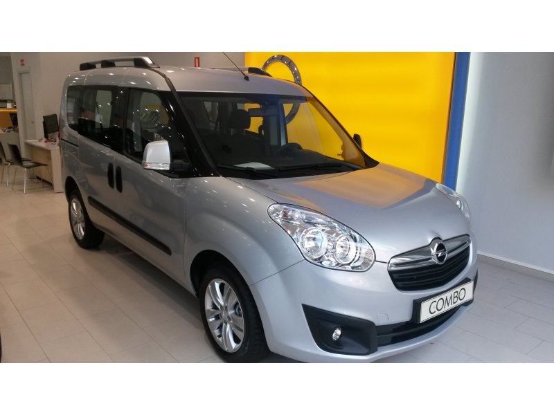 Opel Combo 1.3 CDTI 95cv COMBO TOUR EXPRESSION Opel Combo 1.3 CDTI 95cv COMBO TOUR EXPRESSION