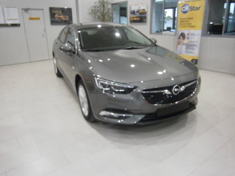 Opel Insignia 1.6 CDTi 100kW S&S TURBO D Excellence Opel Insignia 1.6 CDTi 100kW S&S TURBO D Excellence