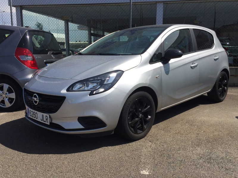 Opel Corsa 1.4 Turbo Start/Stop Color Edition Opel Corsa 1.4 Turbo Start/Stop Color Edition