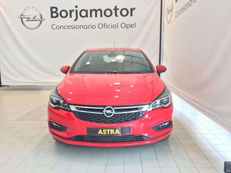 Opel Astra 1.6 CDTi S/S 110 CV Selective Opel Astra 1.6 CDTi S/S 110 CV Selective