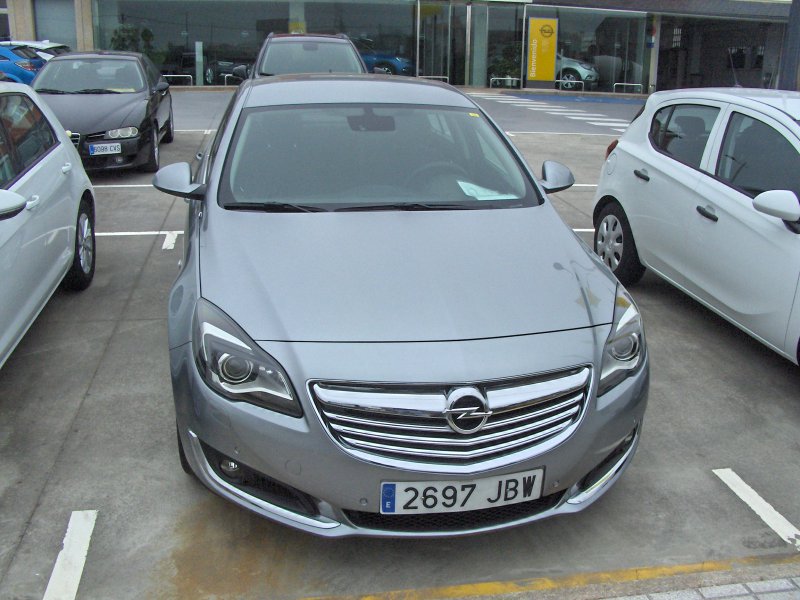 Opel Insignia 2.0CDTI ecoFLEX Start&Stop 140 Selective Opel Insignia 2.0CDTI ecoFLEX Start&Stop 140 Selective