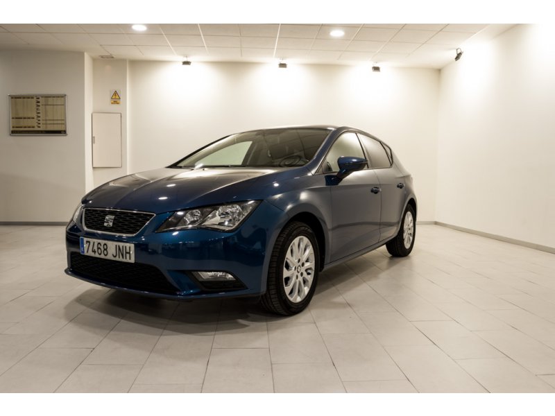 SEAT Nuevo León 1.6 TDI 110cv DSG-7 St&Sp Style SEAT Nuevo León 1.6 TDI 110cv DSG-7 St&Sp Style