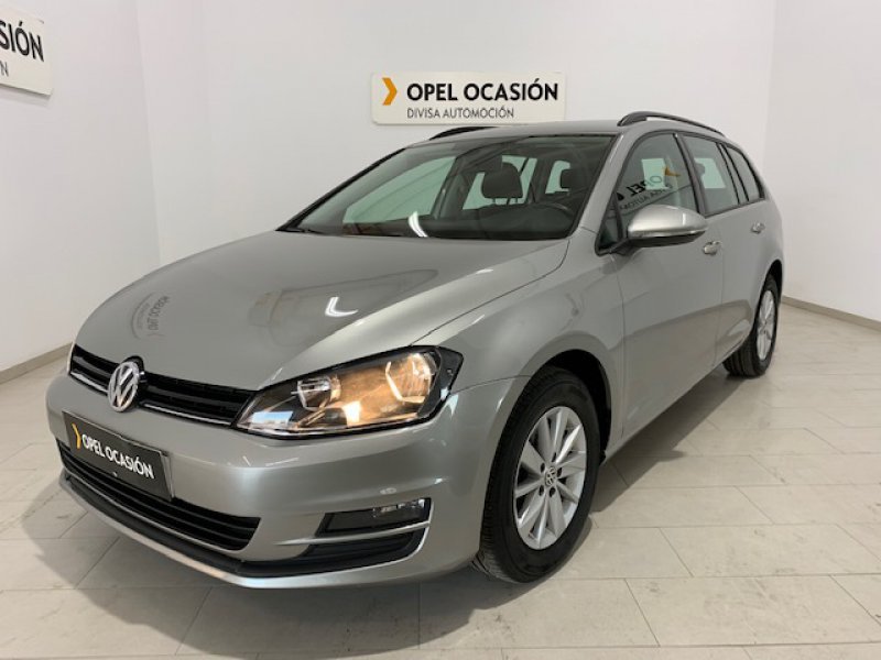 Volkswagen Golf Variant 1.6 TDI 105cv BMT Advance Volkswagen Golf Variant 1.6 TDI 105cv BMT Advance