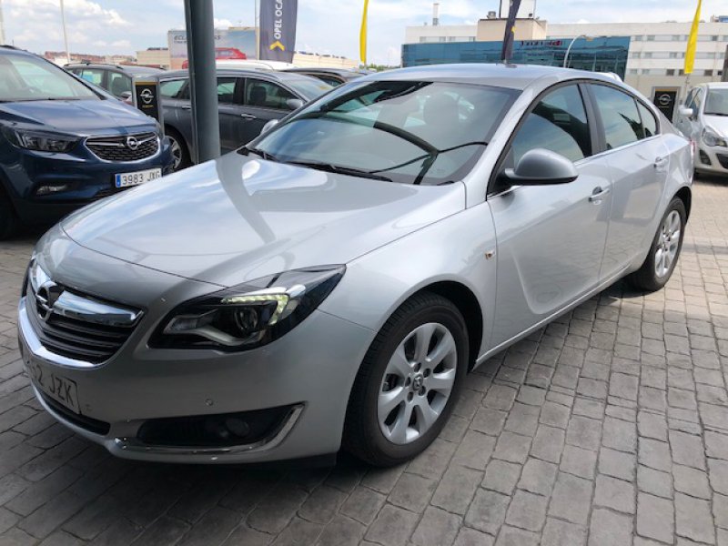 Opel Insignia 1.6 CDTI S&S 88kW (120CV) Business Opel Insignia 1.6 CDTI S&S 88kW (120CV) Business