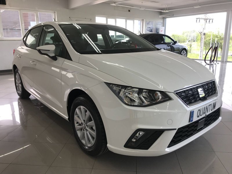SEAT 1.0 EcoTSI 70kW (95CV) Style Gasolina Blanco con 11Kms en