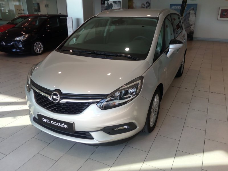 Opel Zafira 1.6 CDTi S/S 99kW (134CV) Selective Opel Zafira 1.6 CDTi S/S 99kW (134CV) Selective